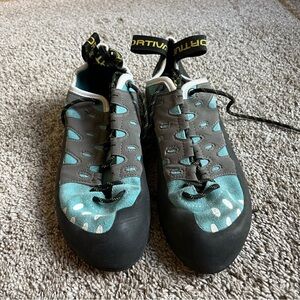 La Sportiva Tarantulace Rock Climbing Shoes